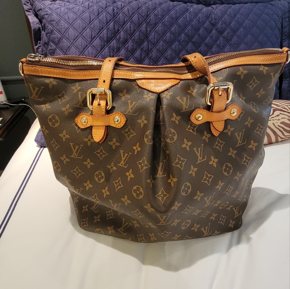 Louis Vuitton Monogram Palmero Shoulder Handbag GM